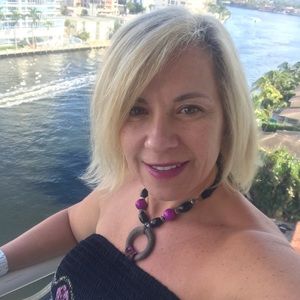 Meet your Posher, Danusia